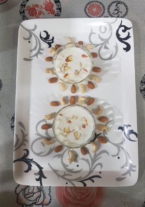 દૂધપાક (Dudhpak Recipe In Gujarati) રેસીપી મુખ્ય ફોટો