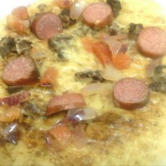 A picture of Sausage beef pizza.