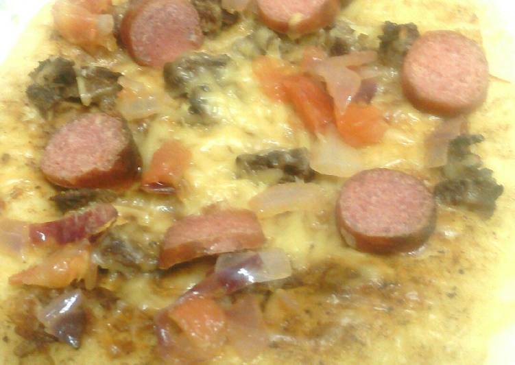 Sausage beef pizza