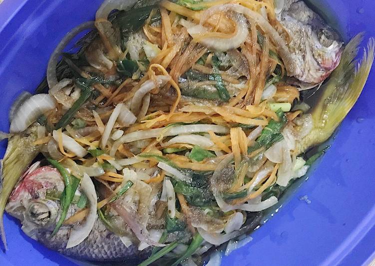 Cara Gampang meracik Ikan kukus rasa oriental yang sempurna