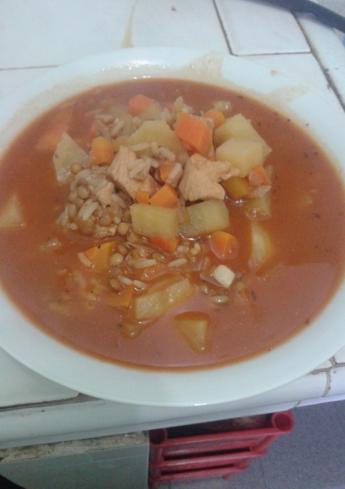 Una foto de Guiso de lentejas, súper fácil y nutritivo! ♥