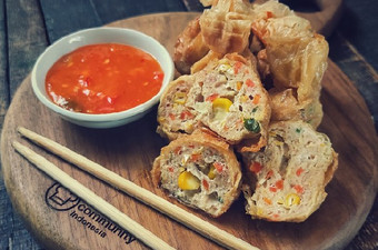 Cara Gampang Menyiapkan Gai Jor (Thai Chicken Roll) Ekonomis Untuk Dijual