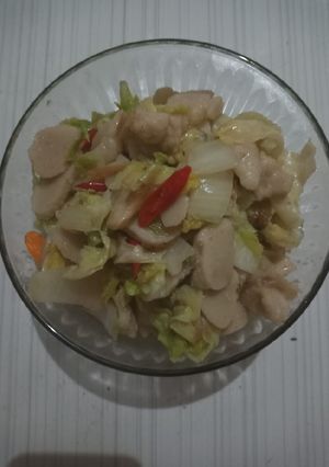 Foto resep Tumis Sawi Bakso Pedas