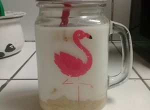 Una foto de Leche de banana coreana aesthetic