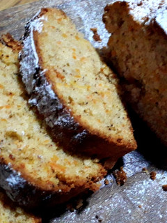 Una foto de Budín de zanahoria, nueces y canela