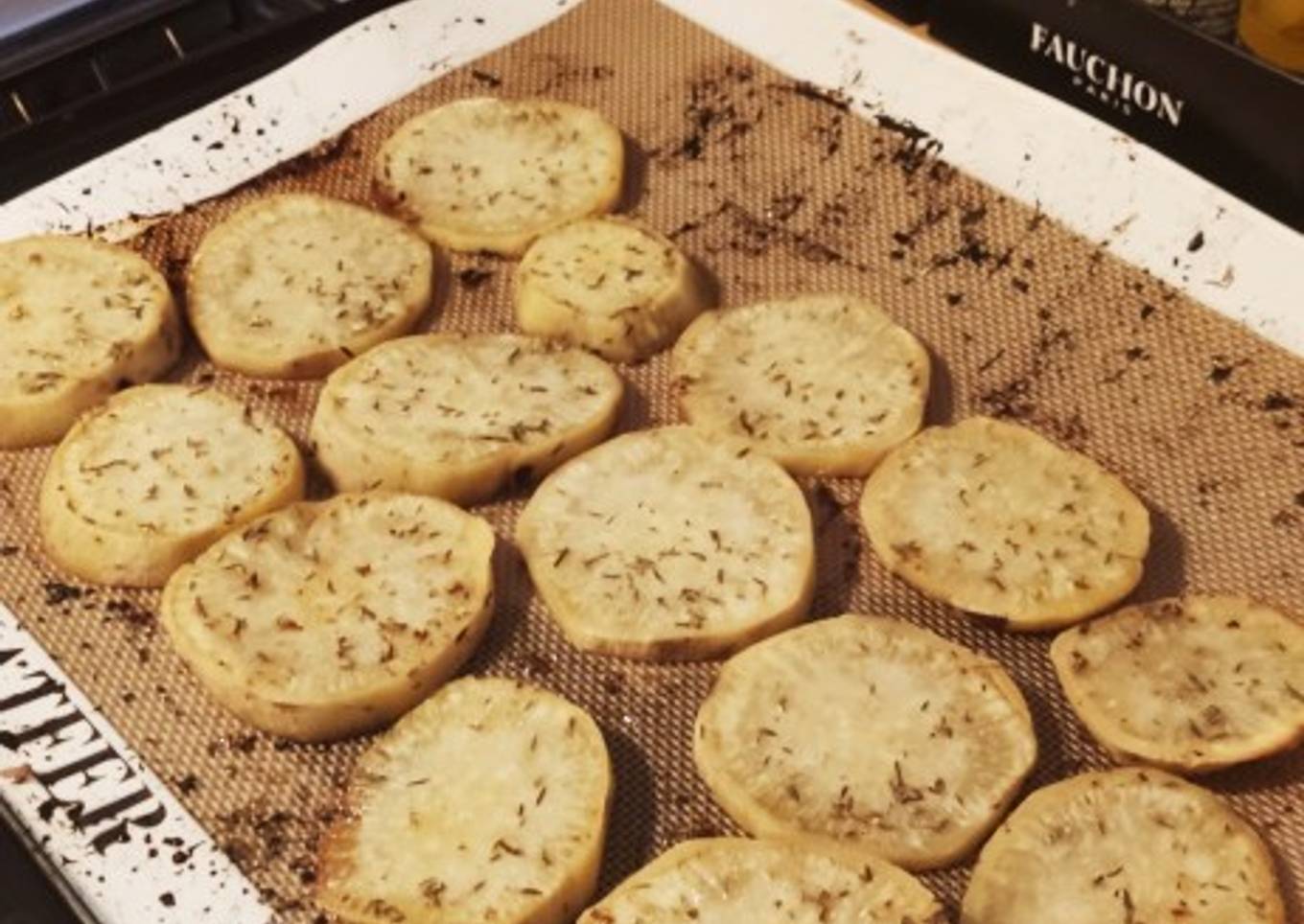 Patate douce roses au four