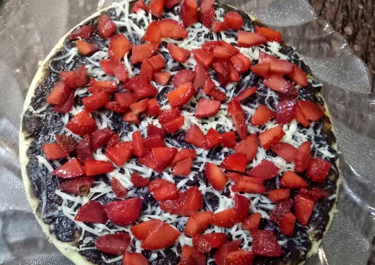 Choco Fruit Pizza