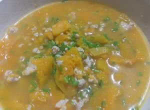 Hình của món Canh bí đỏ thịt băm.