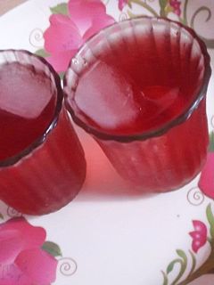 रूह अफजा ठंडा शरबत (Rooh- afza thanda sharbat recipe in Hindi) रेसिपी मुख्य फोटो