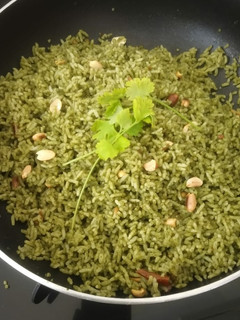 கொத்தமல்லி சாதம் (kothamalli saatham recipe in tamil) செய்முறை முக்கிய புகைப்படம்