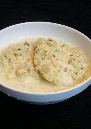 A picture of Rasmalai.