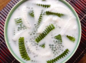 Hình của món CHÈ thạch dứa-dừa non.