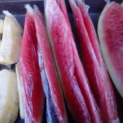 A picture of Simple cut fruit.