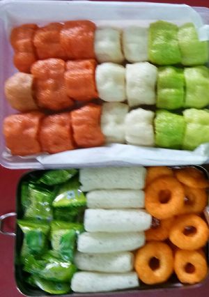 A picture of Tricolor fries.