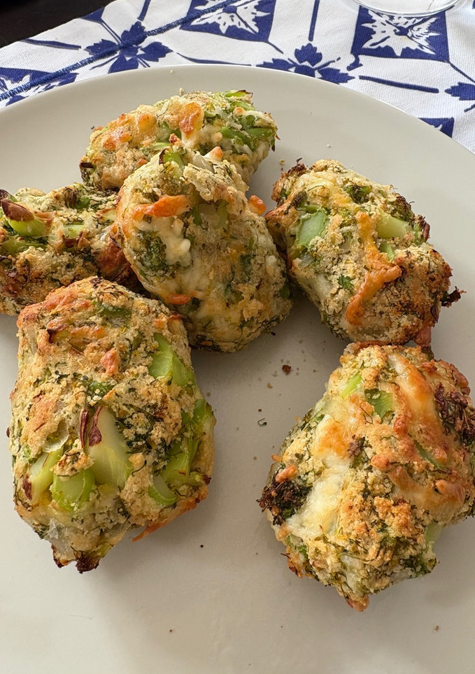 Una foto de Croquetas de brócoli y queso