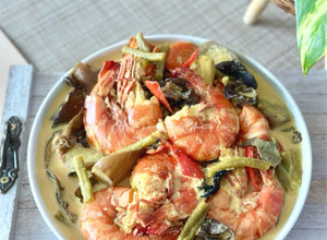 Gambar Gulai Lengkuas Udang Harimau & Sayur Campur Black Fungus