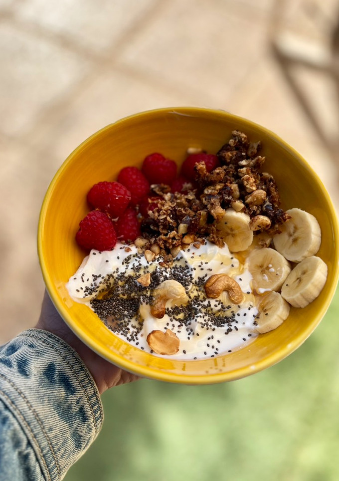 Una foto de Desayuno primaveral con frambuesas
