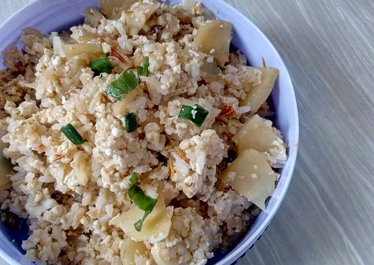 Orek tahu + nasi