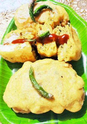 पाव वडा....नाशिक स्पेशल रेसिपी चे मुख्य फोटो 