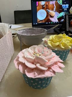 Foto resep Langkah2 Menghias dengan buttercream🧁🎂 (Spuit 104)