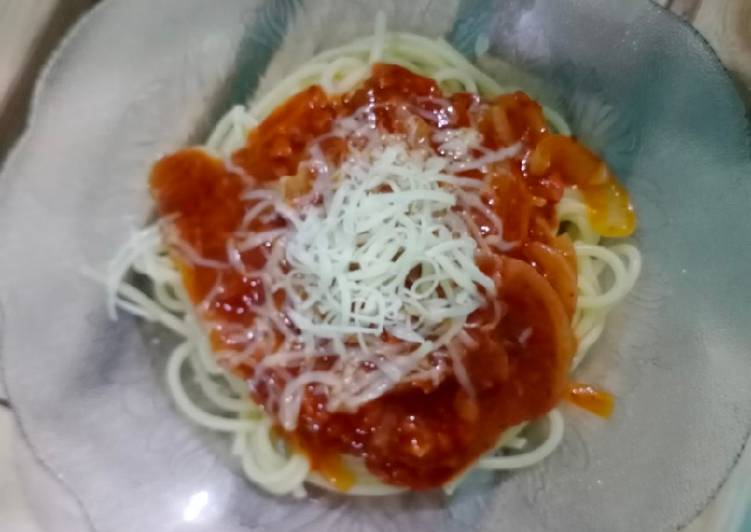 Spaghetti Bolonaise hot