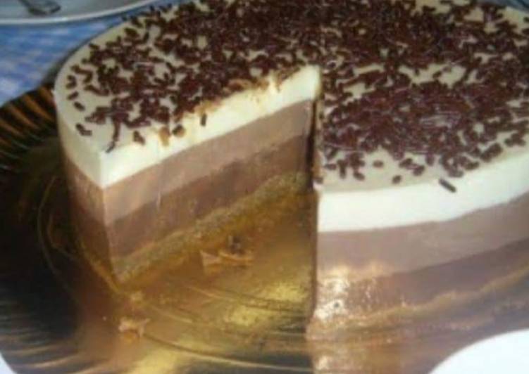 How to Prepare Perfect Tarta tres chocolates