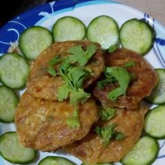A picture of Aloo ke kabab.