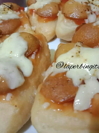 Cara Gampang Membuat Resep Donat pizza sosis mozarella mulur yang Uenak Anti Ribet, Lezat