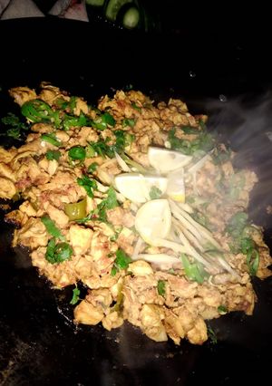 A picture of Chicken tawa chaap.