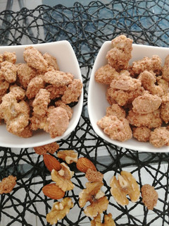 A picture of Sugar coated almonds and walnuts.