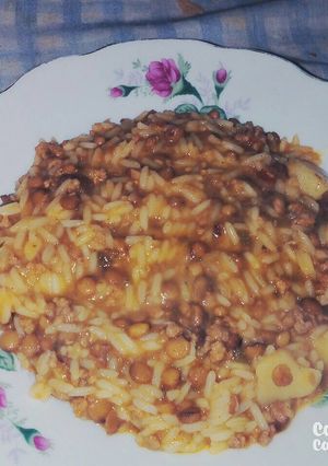 Una foto de Arroz con lenteja