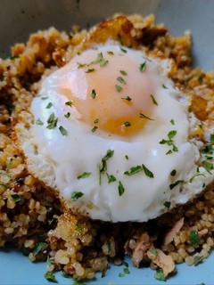 A picture of Quinoa with Tuna and Fried Egg.