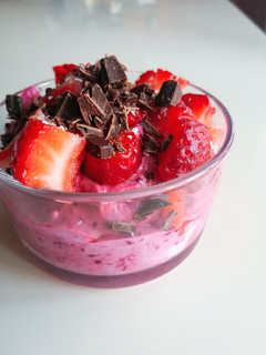 Una foto de Helado de frutos rojos 🍧