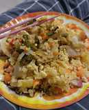 Arroz con tocino y verduras