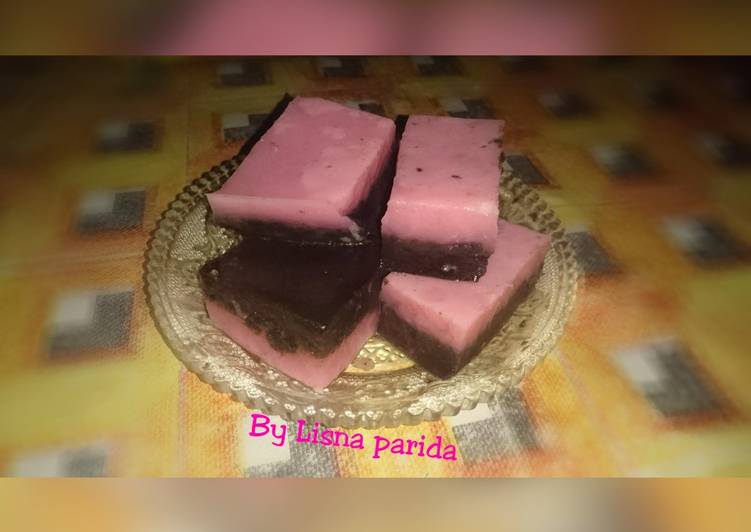 Puding Lapis oreo strawbery