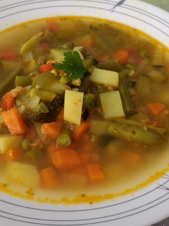 Una foto de Menestra de verduras con soja texturizada