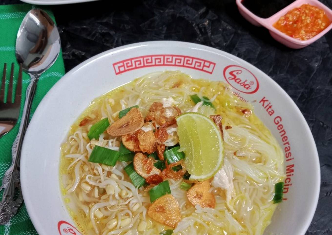 Soto Ayam Bumbu Rempah