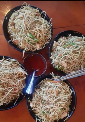 হাক্কা চাওমিন (hakka chow mein recipe in bengali) রেসিপির প্রধান ছবি