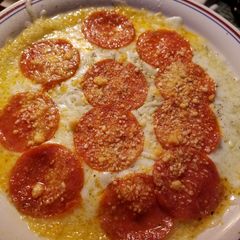 A picture of Pizza plate.