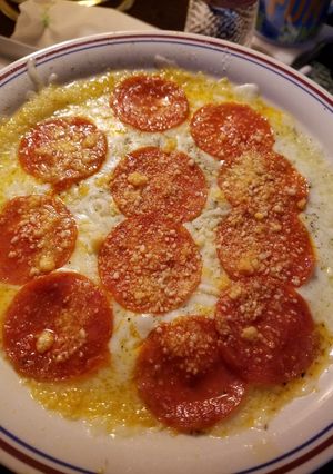 A picture of Pizza plate.