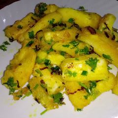 A picture of Fried cassava.
