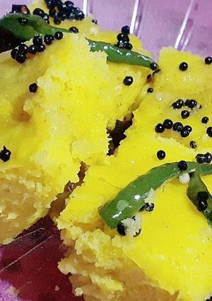 ধোকলা (dhokla recipe in Bengali) রেসিপির প্রধান ছবি