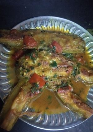 বেগুন ঝাল (begun jhaal recipe in bengali) রেসিপির প্রধান ছবি