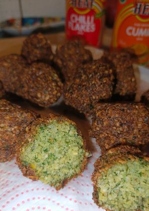 A picture of Crispy Falafel Balls – Herb-Loaded & Straight Fire”.