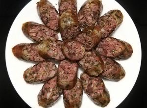 Hình của món Dồi sụn chiên.