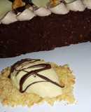 Helado de vainilla con base de masa quebrada