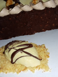Una foto de Helado de vainilla con base de masa quebrada