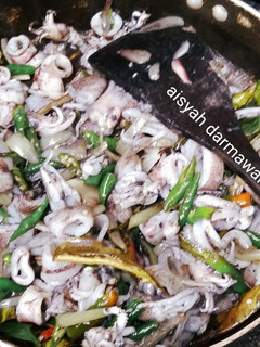 Foto resep Tumis Cumi Cabai Hijau