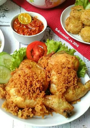 Foto resep Ayam Goreng Kremes Ala Mbok Berek