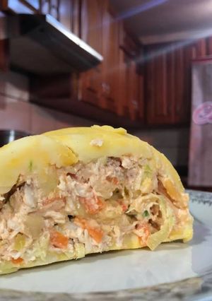 Una foto de Rollo de papa y pollo